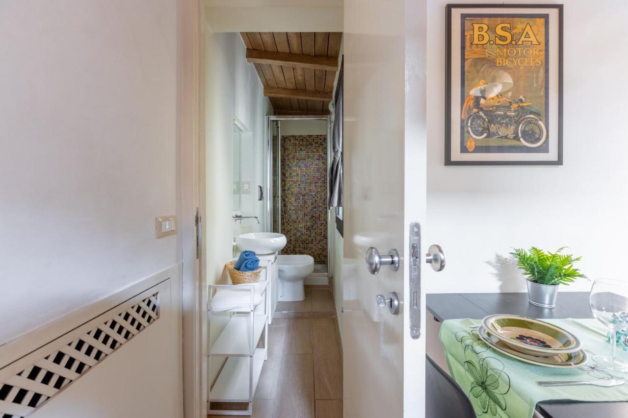 Musician Apartment Colosseo With Piano Rome Exterior photo